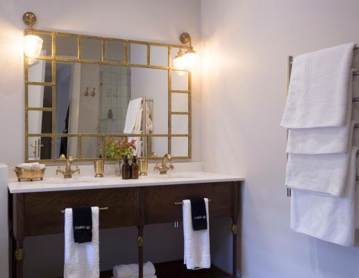 Room image 1