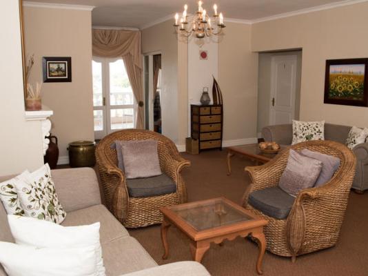 Bell Rosen Guesthouse - 159614