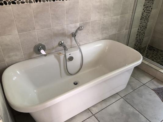 Room image 5