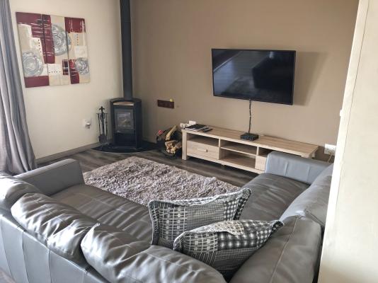 Room image 3