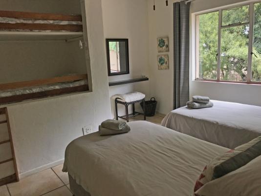 Room image 5