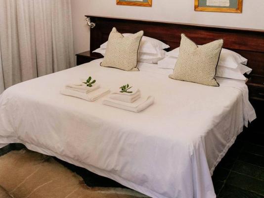 Room image 3