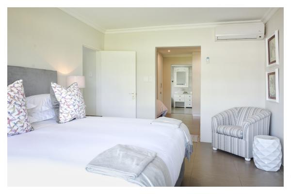 Room image 6