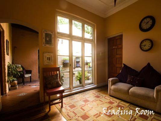 Uxolo Guest House - 161825