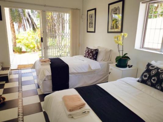 Room image 6