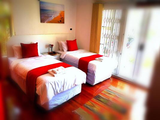 Room image 9