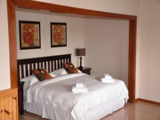 Room image 3