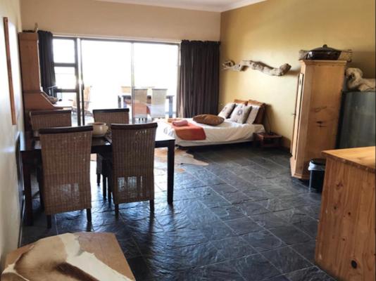 Room image 7