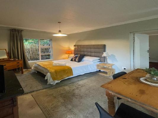 Room image 1