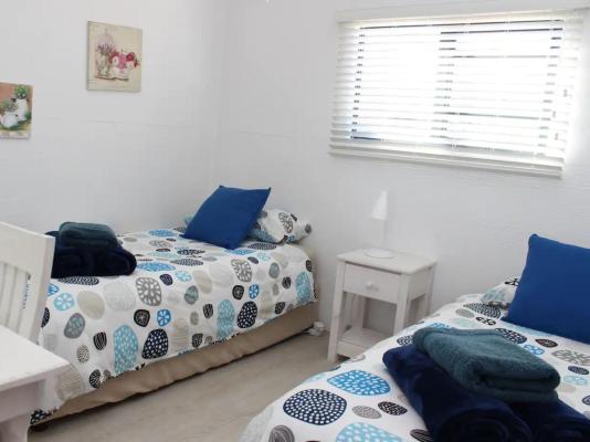 Room image 2