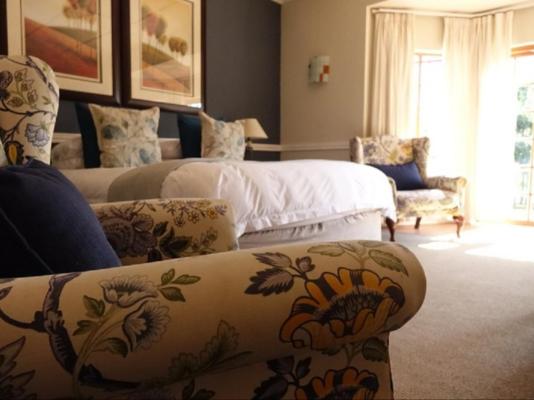 Room image 4