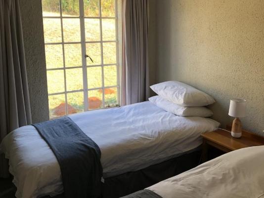 Room image 2