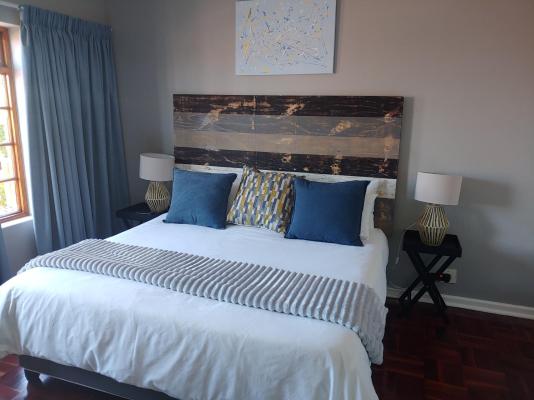 Boutique Hotel on the Bay - 163890