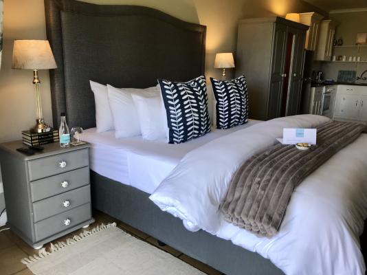 Room image 3