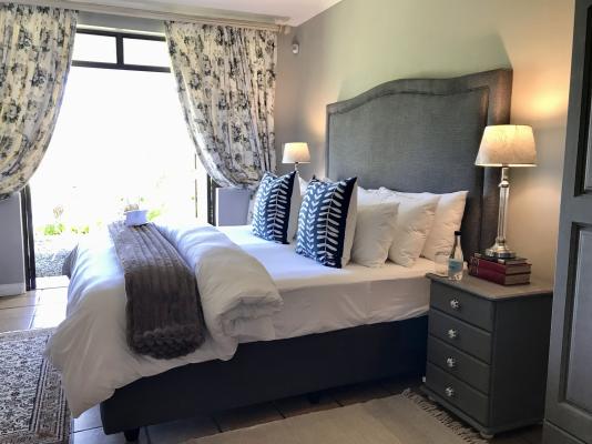 Room image 4