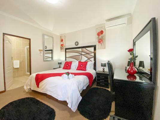 Room image 10