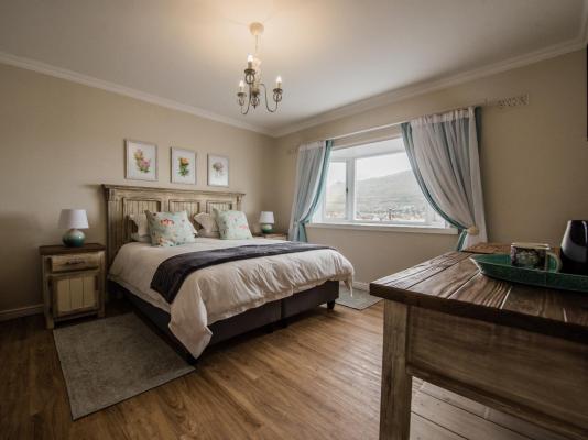 Room image 3