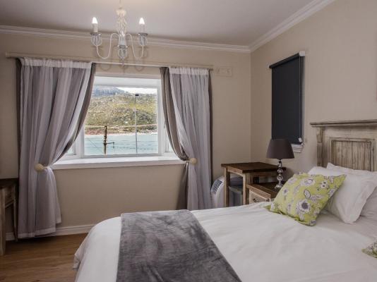 Room image 5