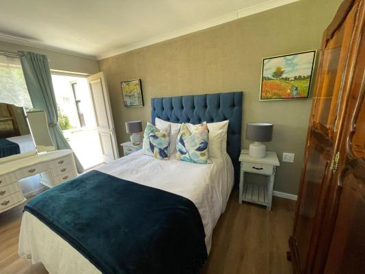 Room image 3