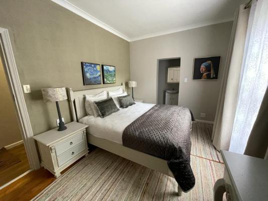 Room image 7