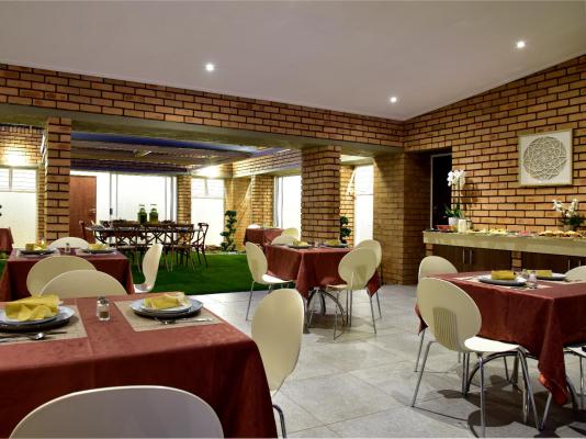 Room image 1
