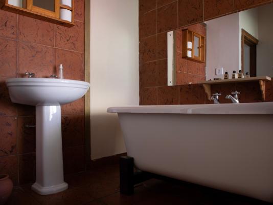 Room image 2