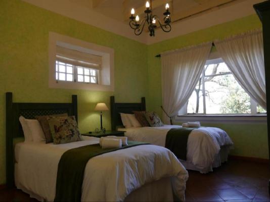 Room image 8