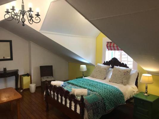 Room image 15