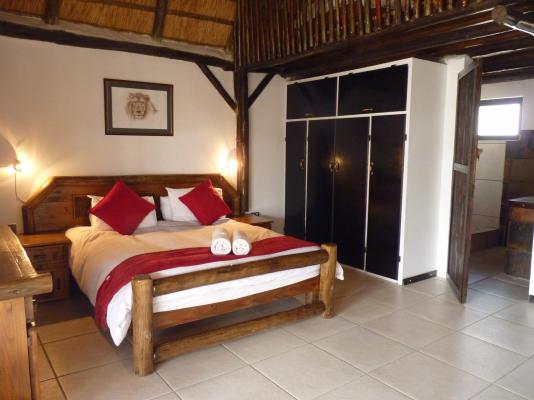 Room image 4