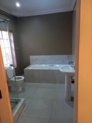 Room image 15