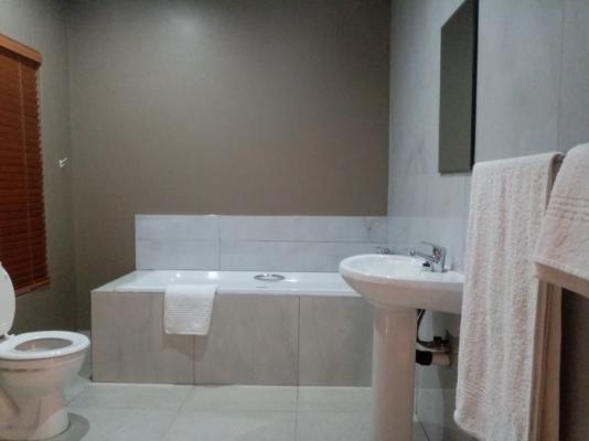 Room image 13