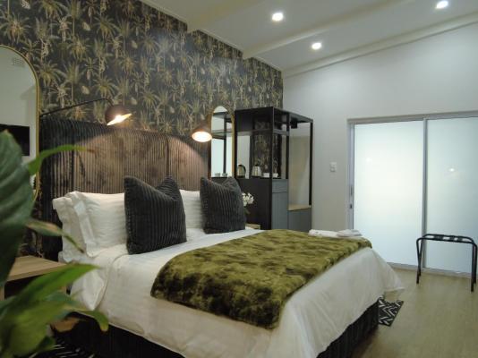 Room image 6