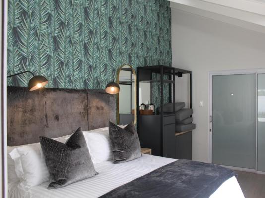 Room image 7