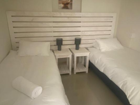 Room image 2
