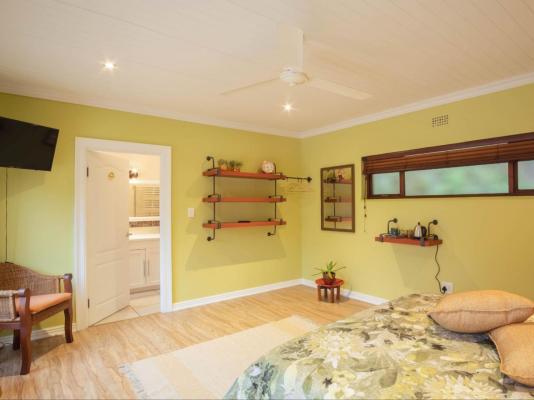 Room image 1