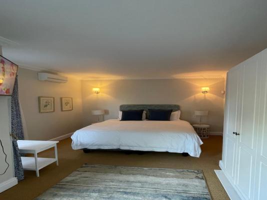 Room image 6