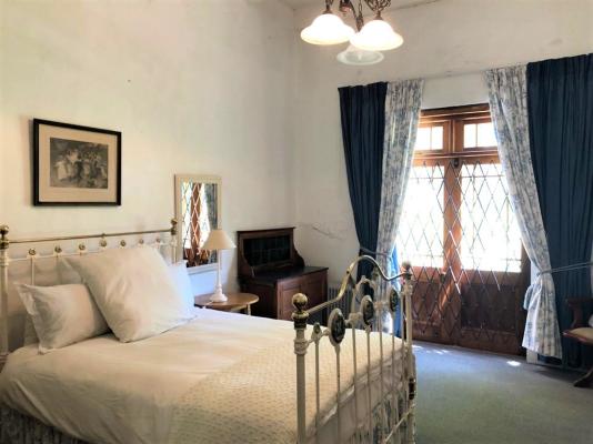 Room image 2