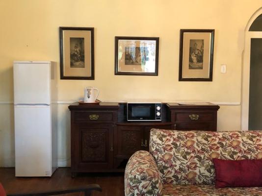 Room image 4
