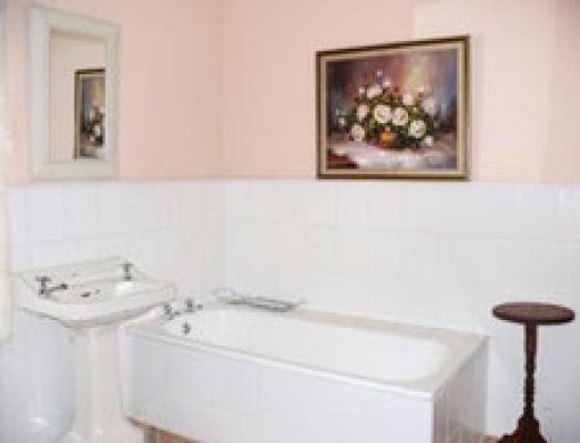Room image 1