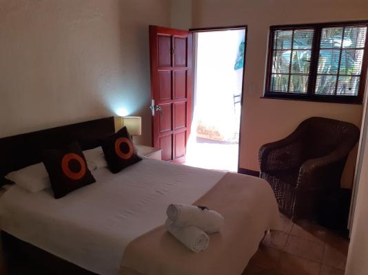 Room image 3