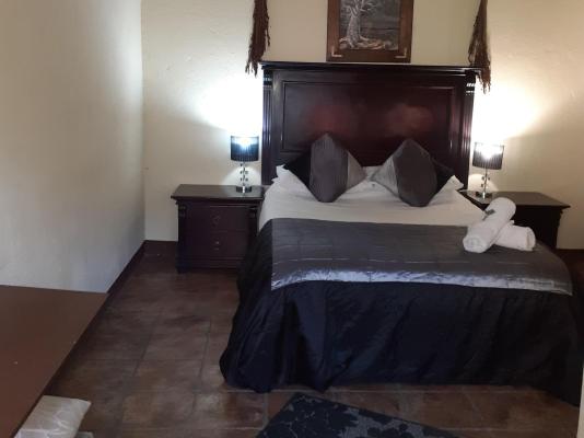 Room image 1