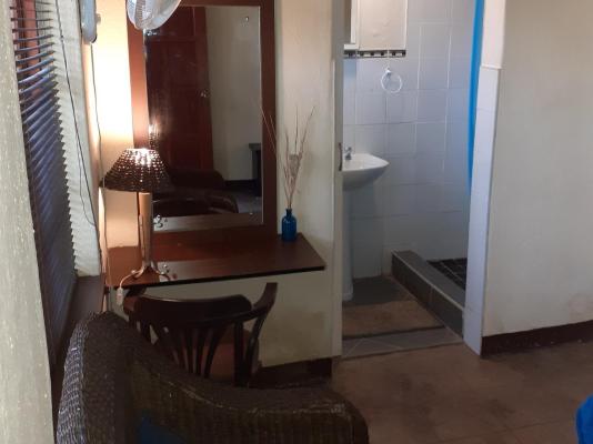 Room image 4