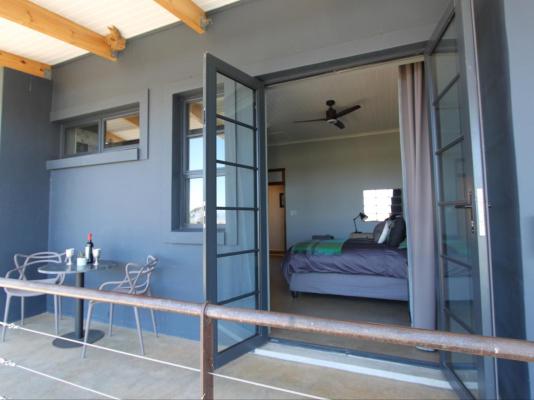 Room image 7
