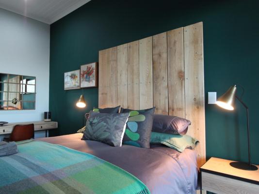 Room image 8