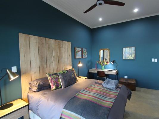 Room image 13