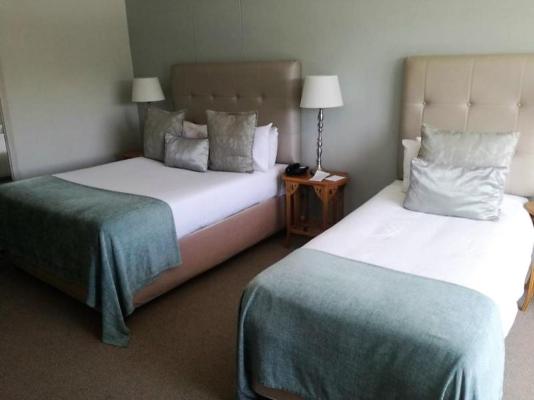 Room image 1