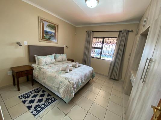 Room image 4