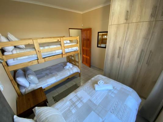 Room image 3