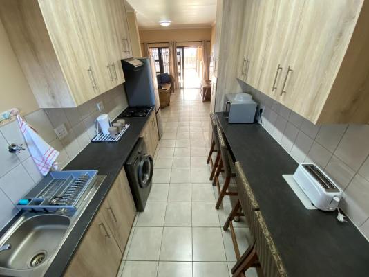 Room image 5