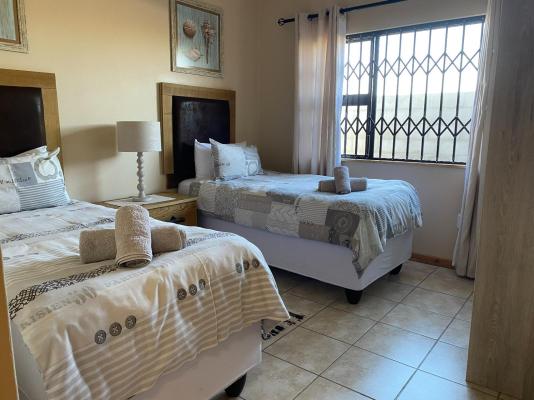 Room image 3